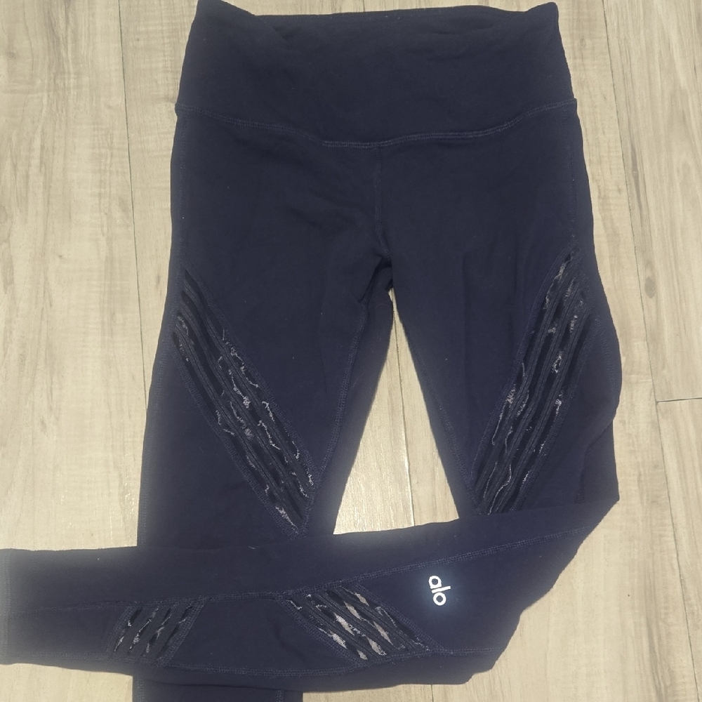 ALO Yoga Blue Leggings with Cutout Mesh Detail